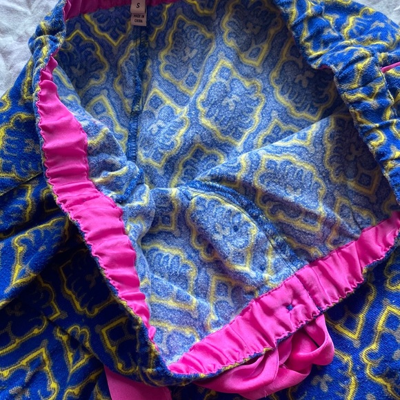 Juicy Couture tuxedo style blue and gold flannel pajama set w/ pink piping Small - Picture 15 of 16